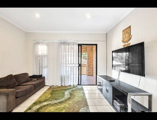 2 BEDROOM APARTMENT FOR SALE IN FERNDALE